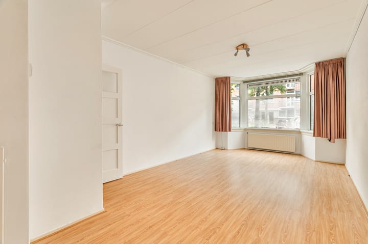 Photo 4 of Waalstraat 129-H