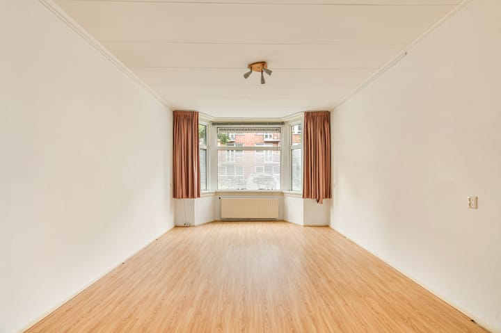 Photo 3 of Waalstraat 129-H