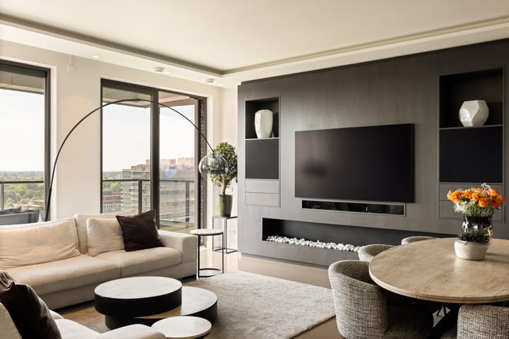 Appartement te koop: Gustav Mahlerlaan 977, Amsterdam