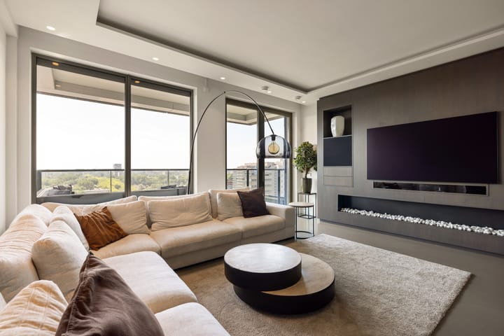 Appartement te koop: Gustav Mahlerlaan 977, Amsterdam