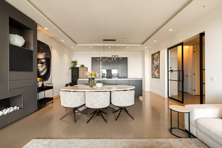 Appartement te koop: Gustav Mahlerlaan 977, Amsterdam