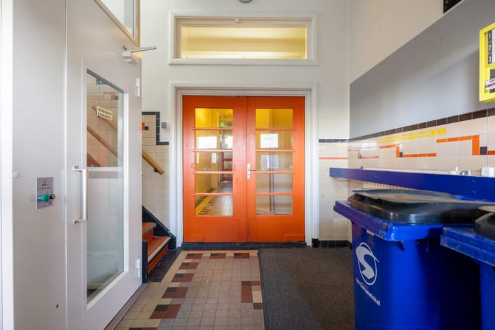 Appartement te koop: Kerkplein 6, Grijpskerk