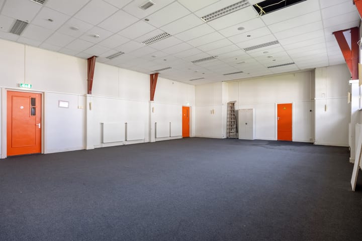 Appartement te koop: Kerkplein 6, Grijpskerk