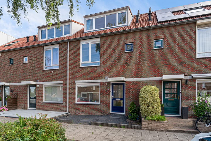 Tussenwoning te koop: Barbaragang 8, Zoetermeer