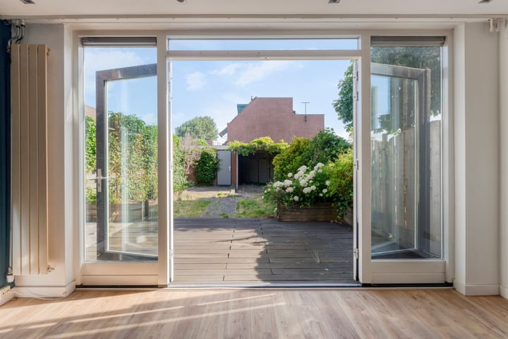 Hoekwoning te huur: Meervalweg 68, Landsmeer