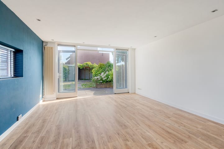 Hoekwoning te huur: Meervalweg 68, Landsmeer