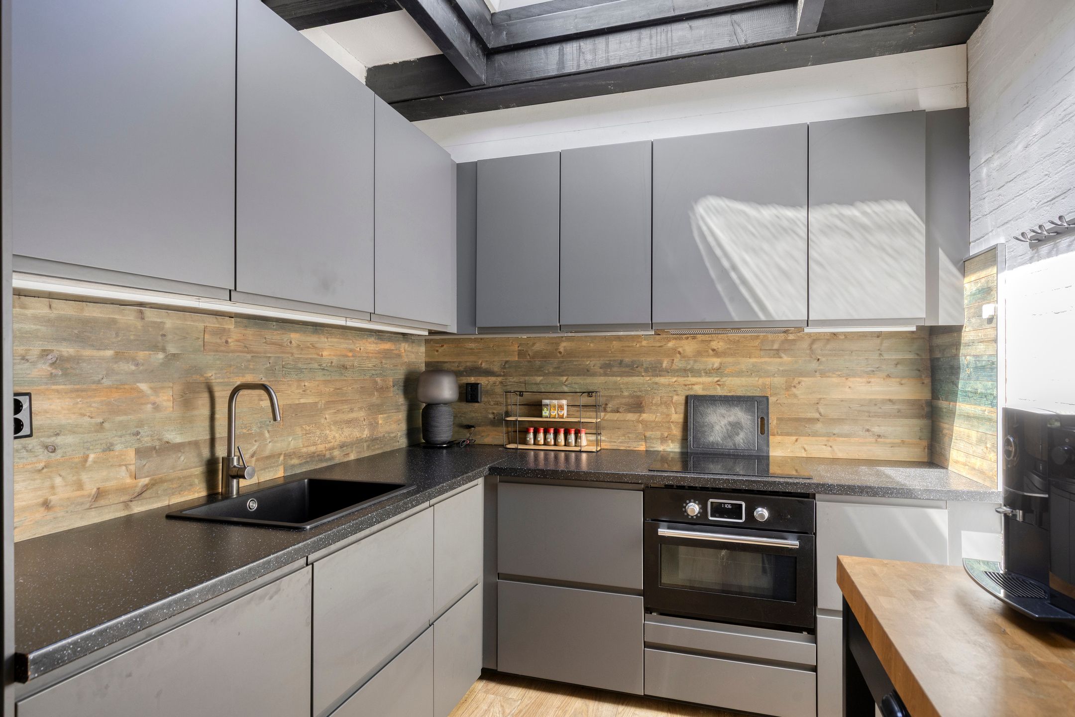 2-bedroom freehold villa in Noordwijkerhout — photo 3 of 5