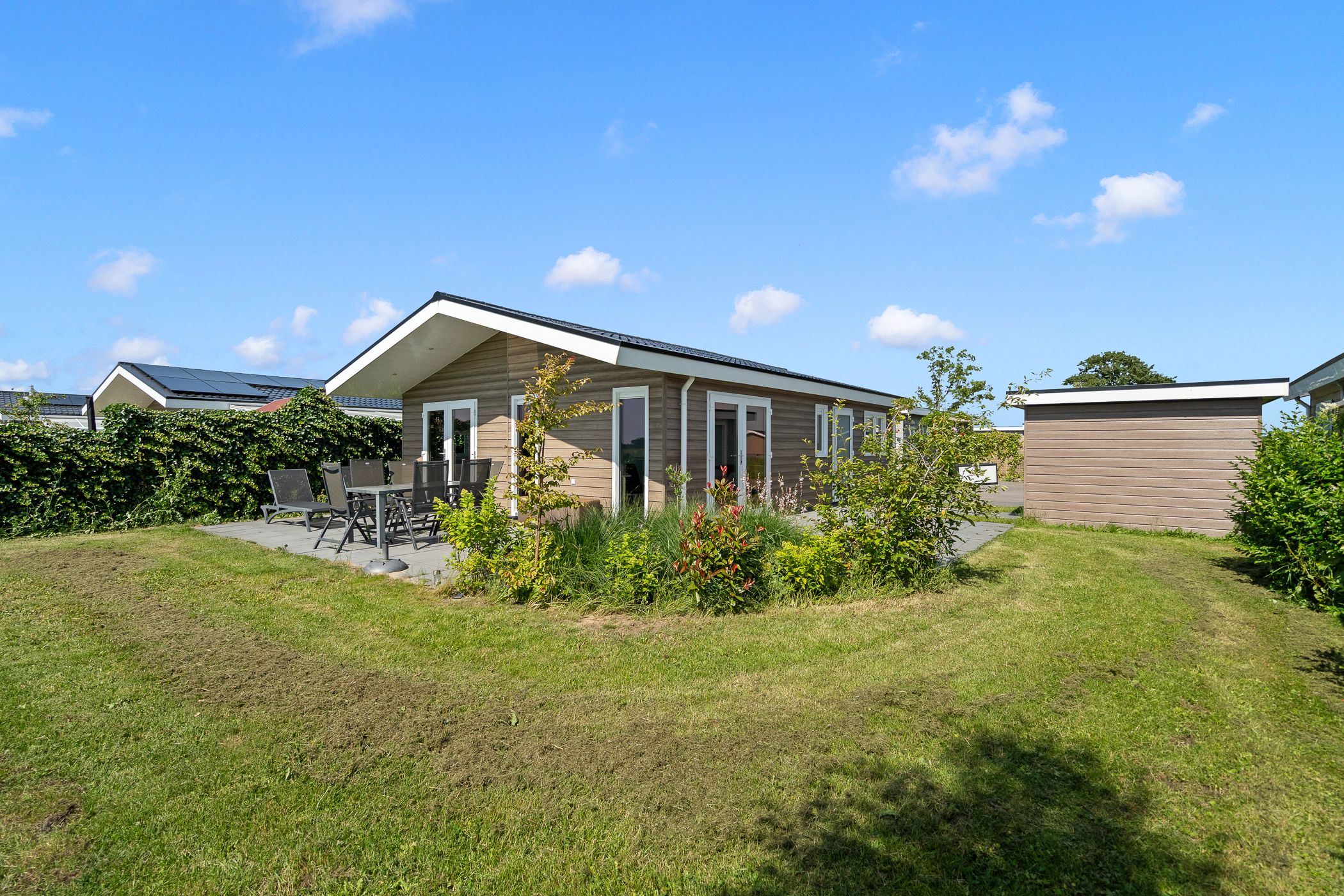 3-bedroom freehold villa in Benschop — photo 1 of 5