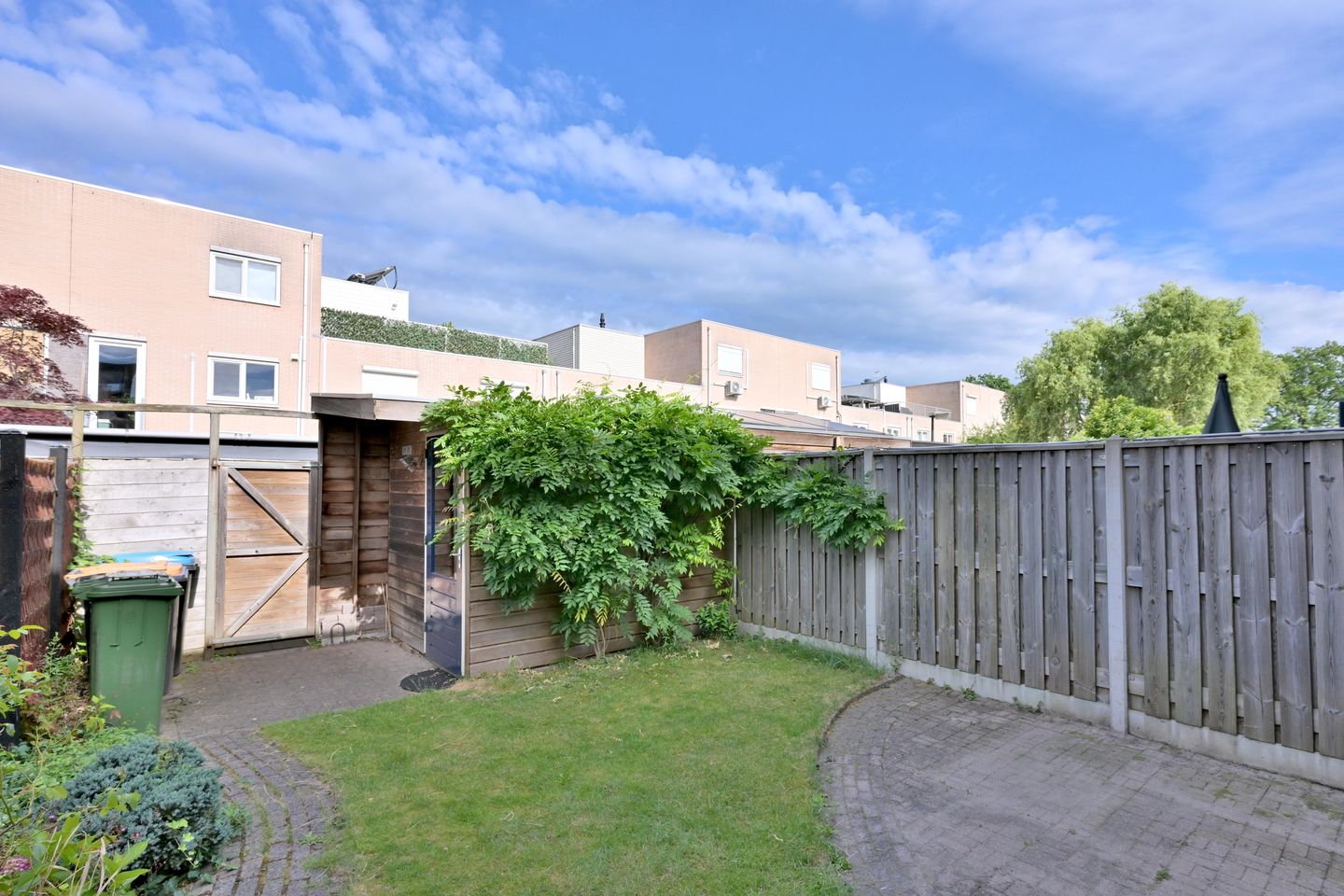 Photo 25 of Oudstraat 45