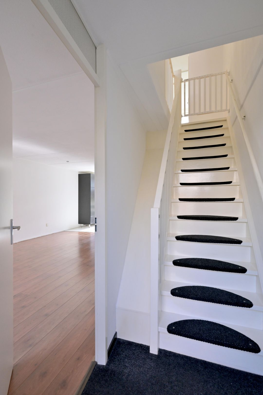 Photo 11 of Oudstraat 45