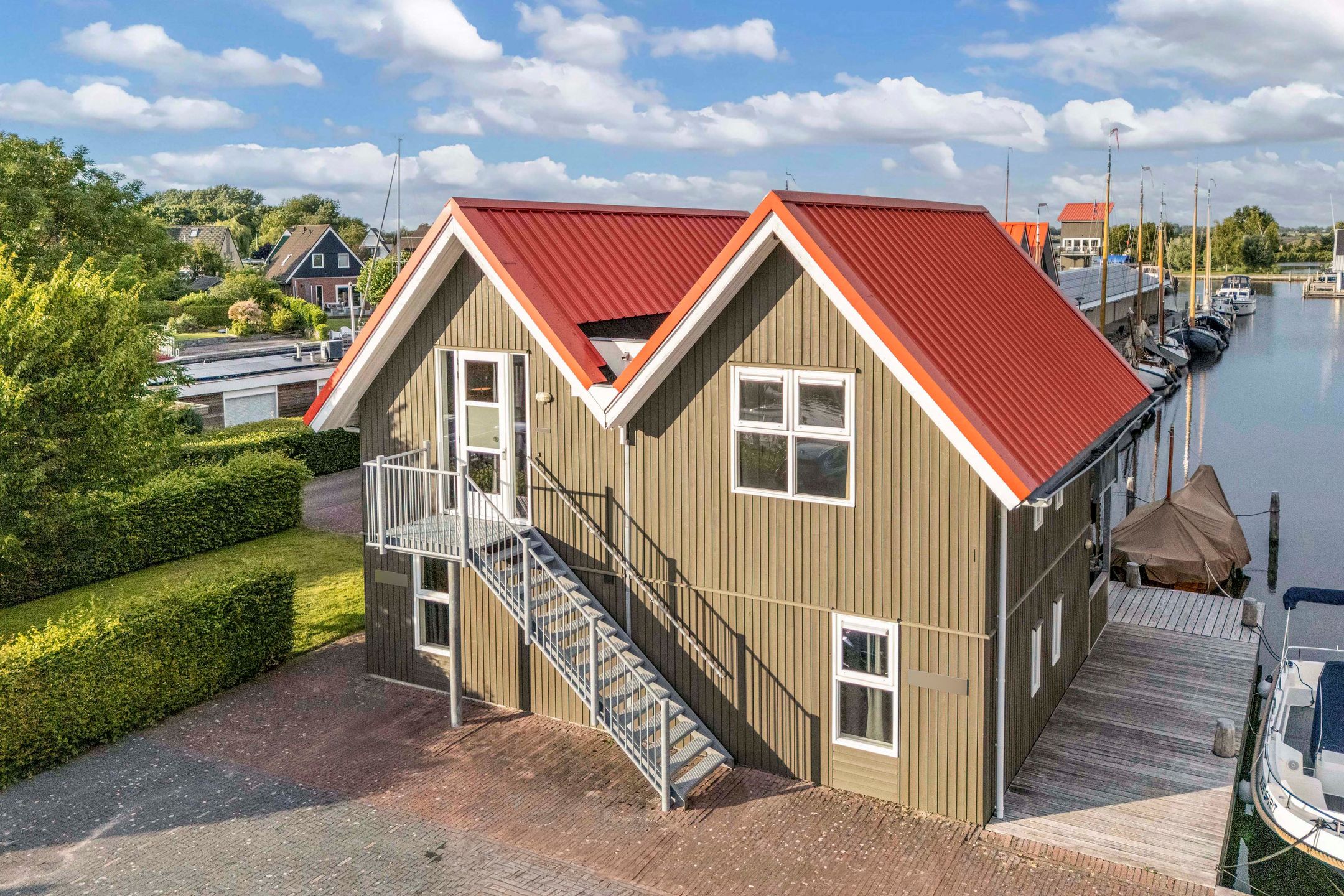 3-bedroom freehold villa in Terherne — photo 3 of 5