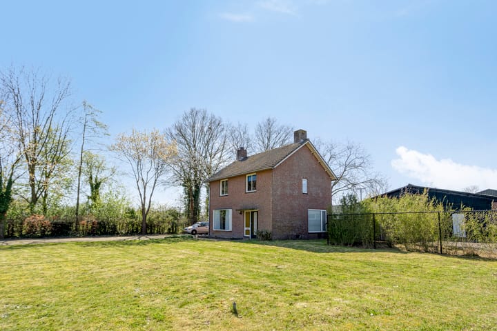 Ir. Mettropweg 2, Hoogeloon