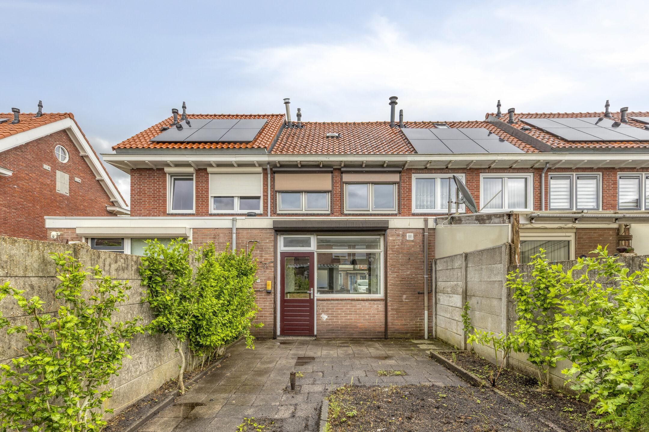 Photo 36 of Olmstraat 27