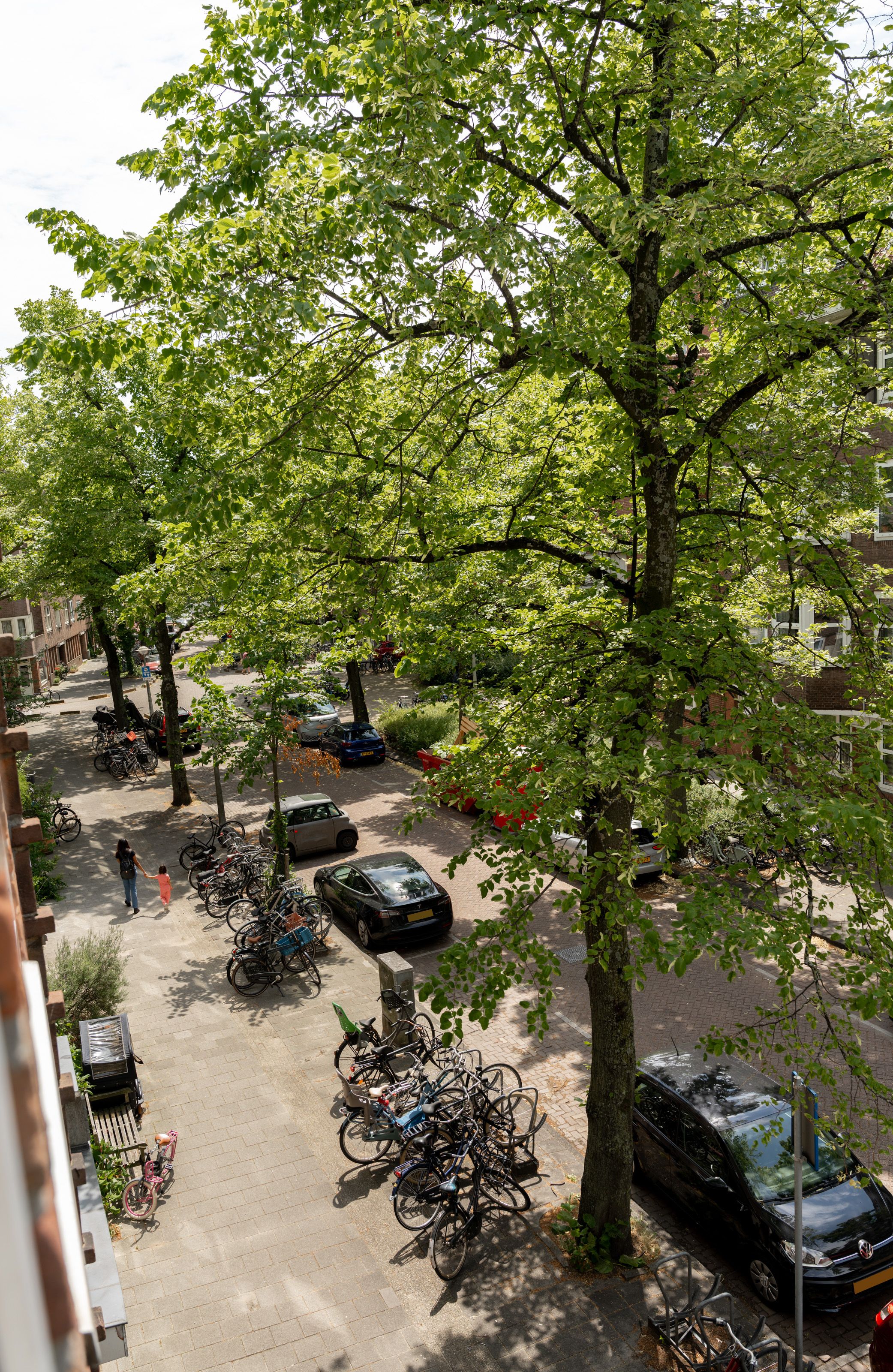 Photo 15 of Crynssenstraat 46-2