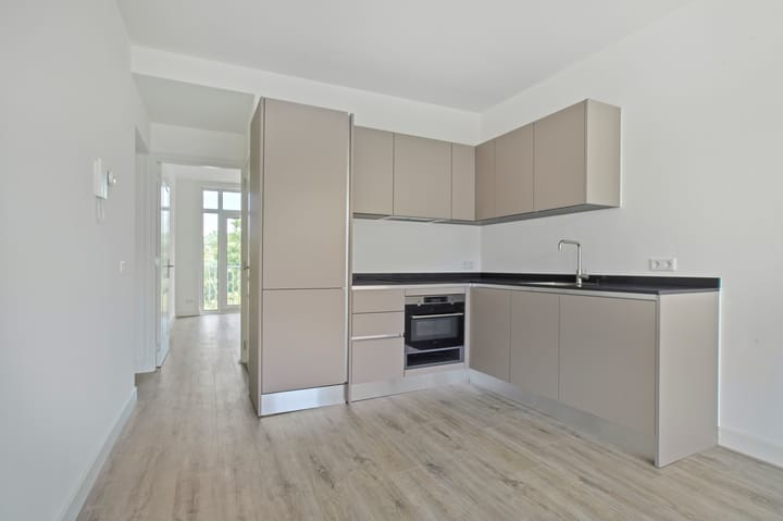 Photo 4 of Sumatrastraat 39-3