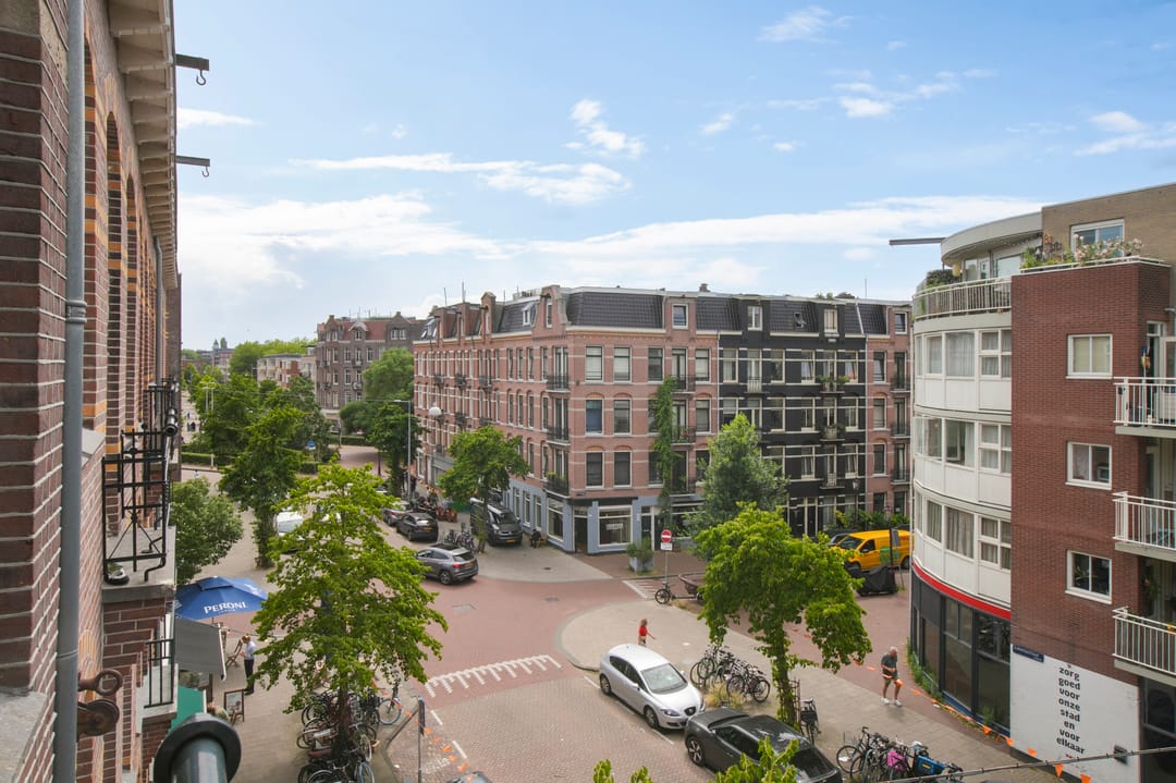 Photo 8 of Sumatrastraat 39-3