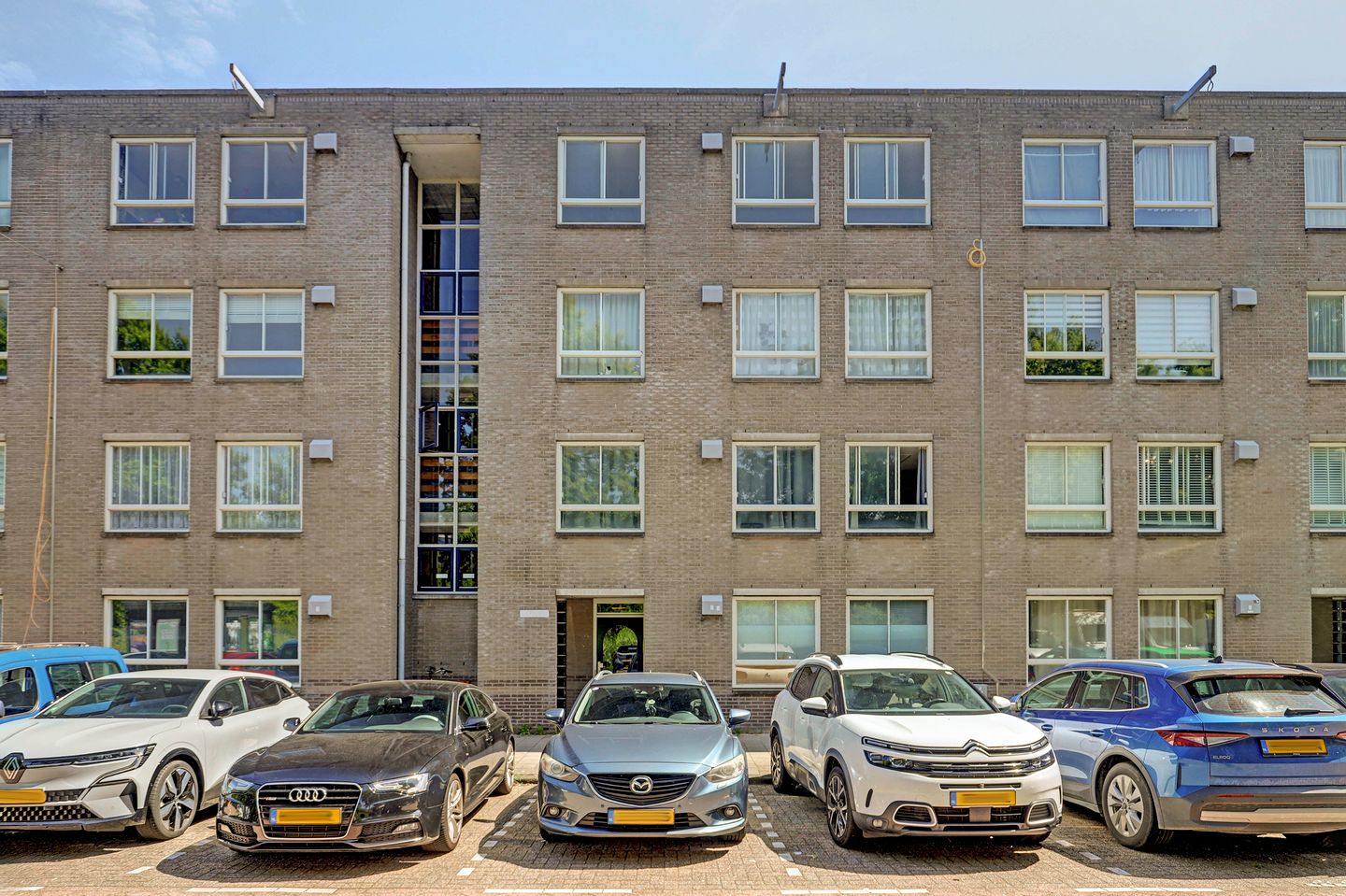 Photo 1 of Boris Pasternakstraat 481