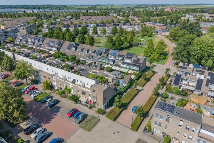 Hoekwoning te koop: Lommerbaan 88, Zoetermeer