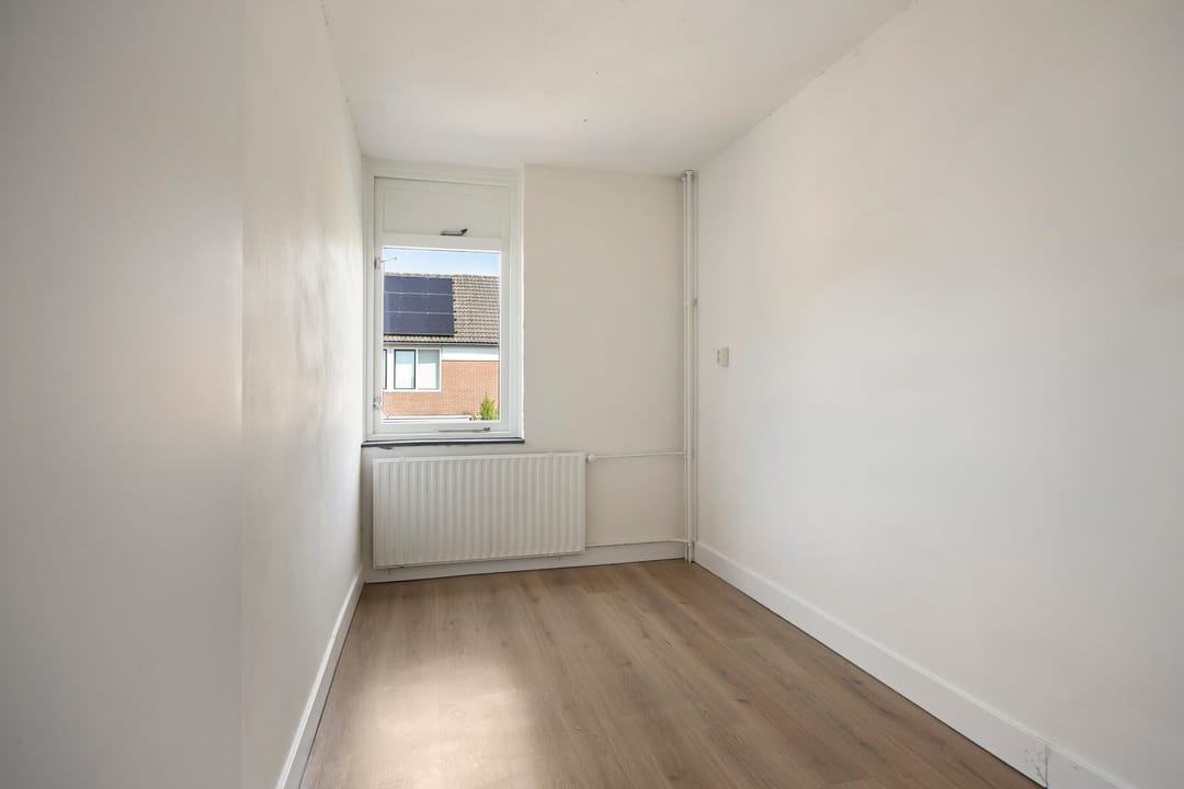 Photo 16 of Bizetstraat 32