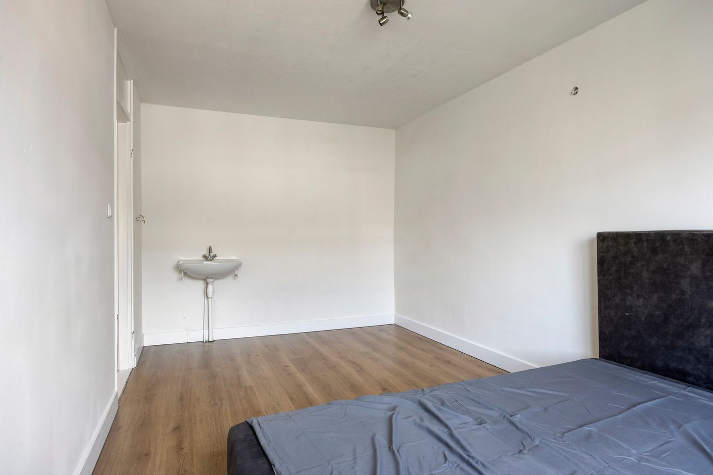 Photo 14 of Bizetstraat 32