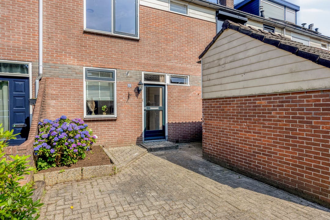 Photo 31 of Bizetstraat 32