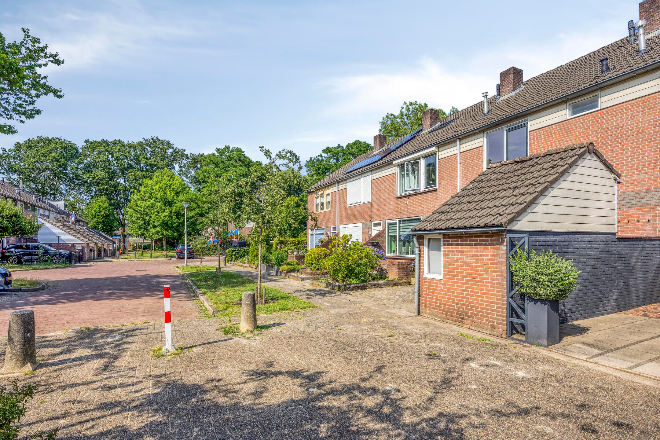 Photo 33 of Bizetstraat 32
