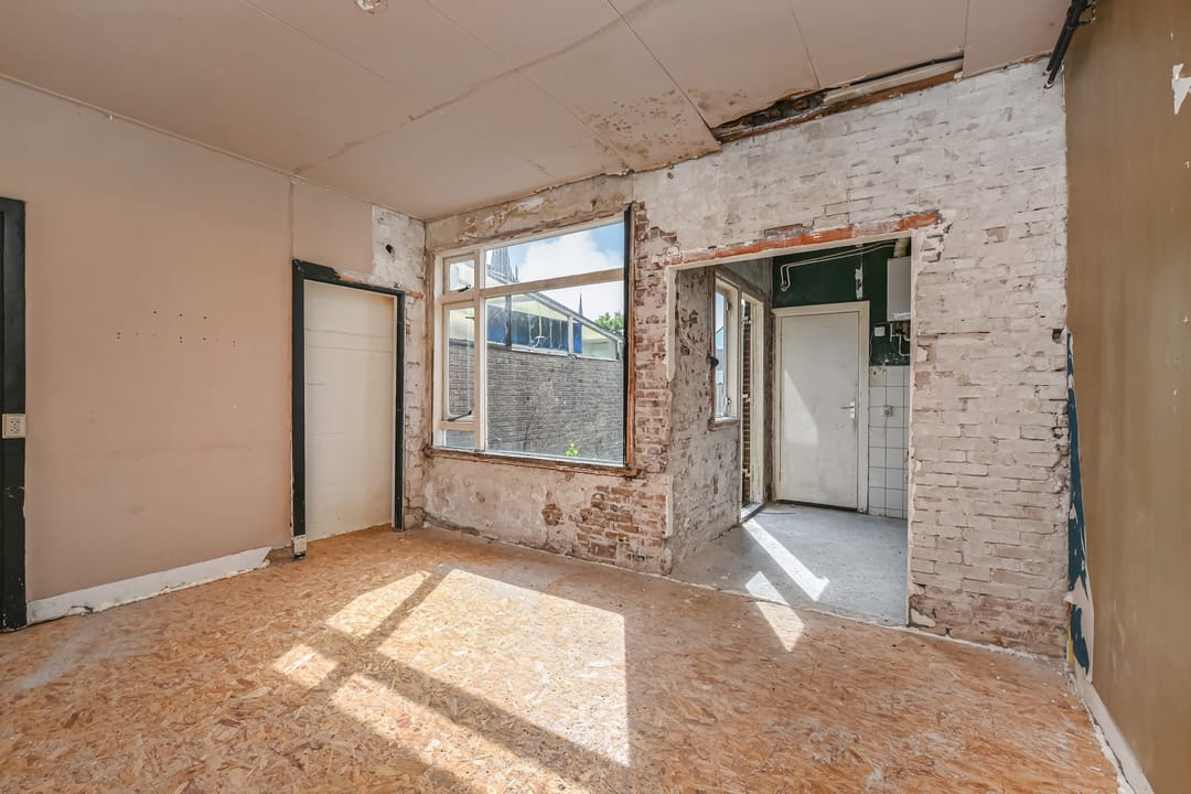 Photo 11 of Prins Hendrikstraat 12
