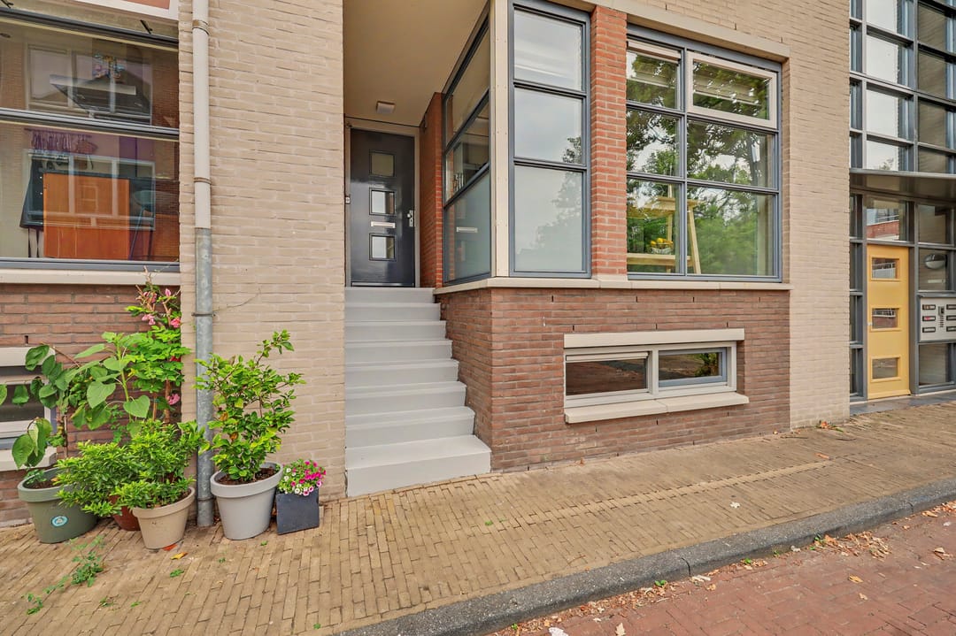 Foto 7 van Warmoesstraat 17