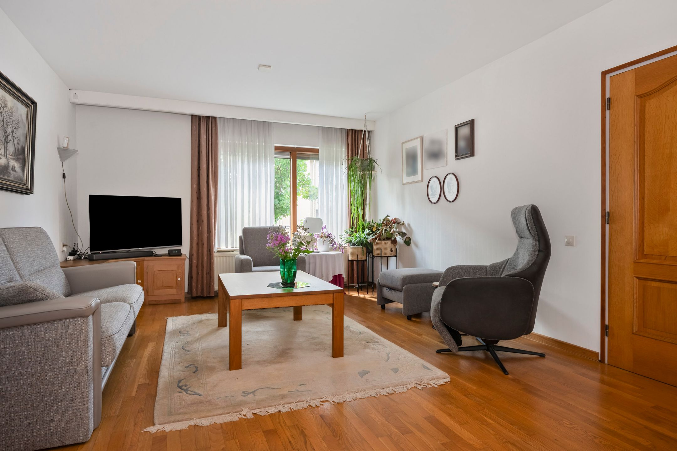 Photo 12 of Burg. Houbenstraat 34