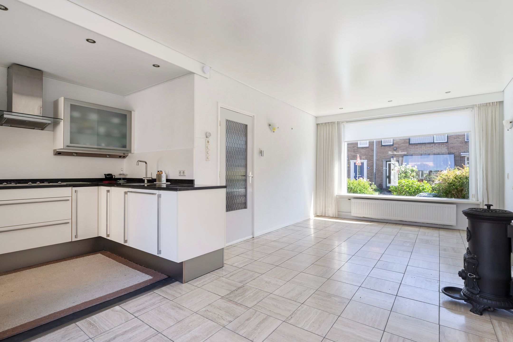 Photo 15 of Cort van der Lindenstraat 17