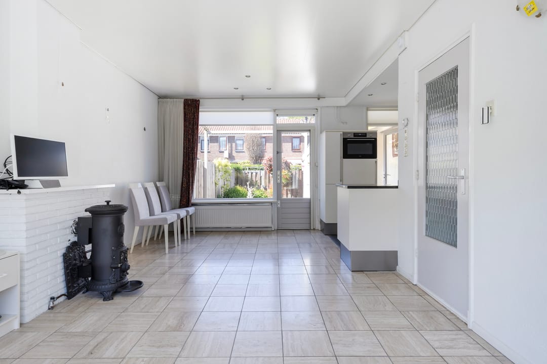 Photo 13 of Cort van der Lindenstraat 17