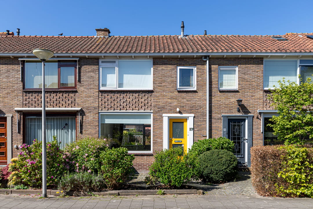 Photo 1 of Cort van der Lindenstraat 17