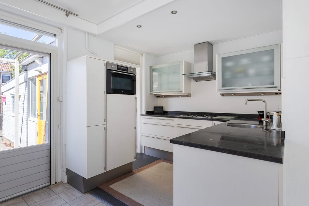Photo 17 of Cort van der Lindenstraat 17