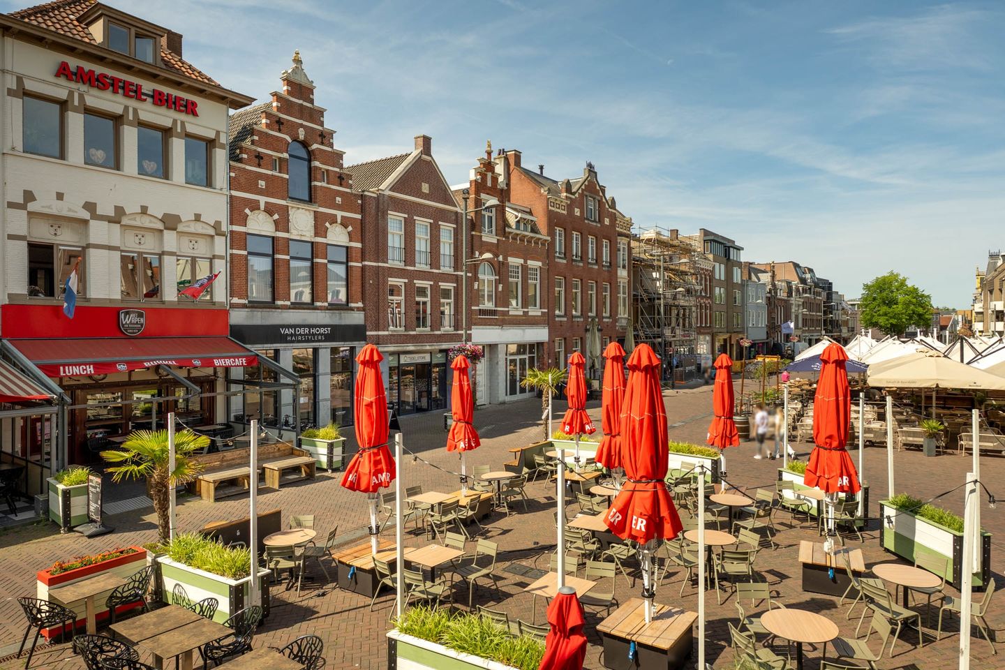 Bekijk foto 2 van Markt 15