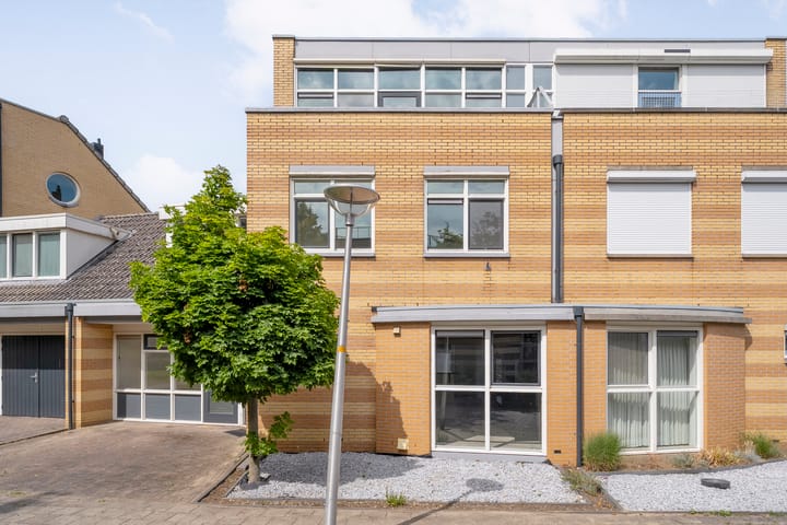 Foto 4 van Ridderspoor 16