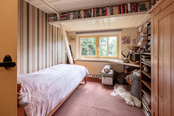 Twee-onder-één-kap te koop: Thorbeckelaan 108, Barneveld