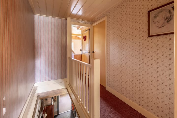Twee-onder-één-kap te koop: Thorbeckelaan 108, Barneveld