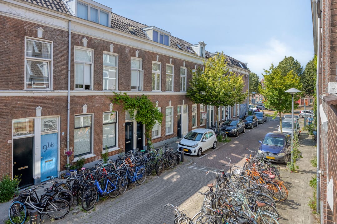 Photo 16 of Sumatrastraat 8-A