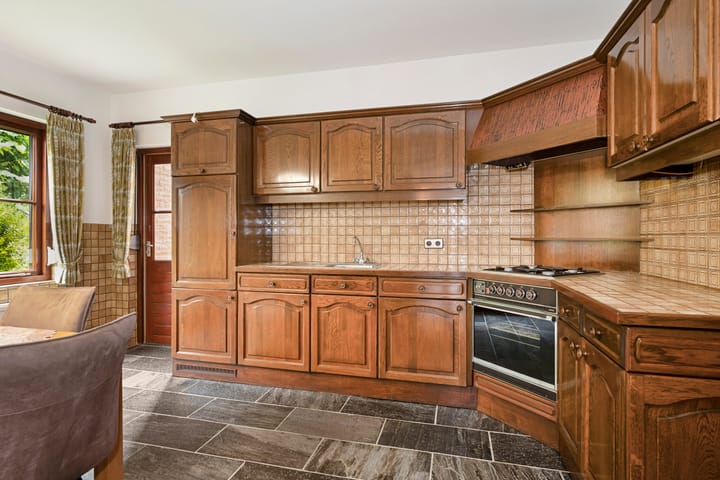 Photo 4 of Dorpstraat 67