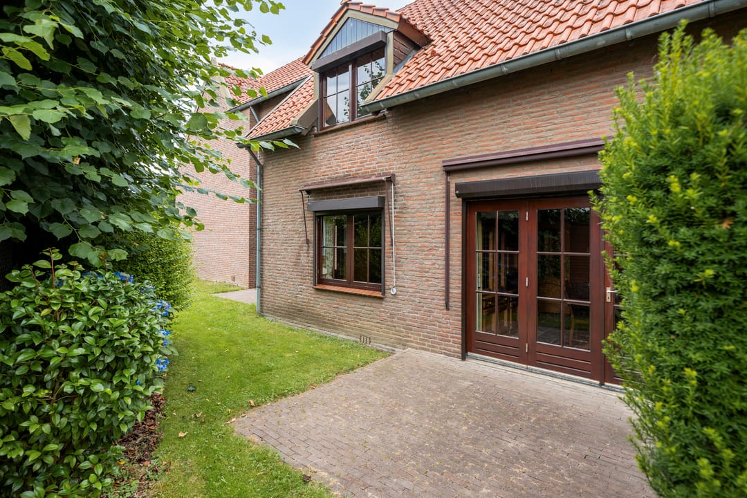Photo 7 of Dorpstraat 67