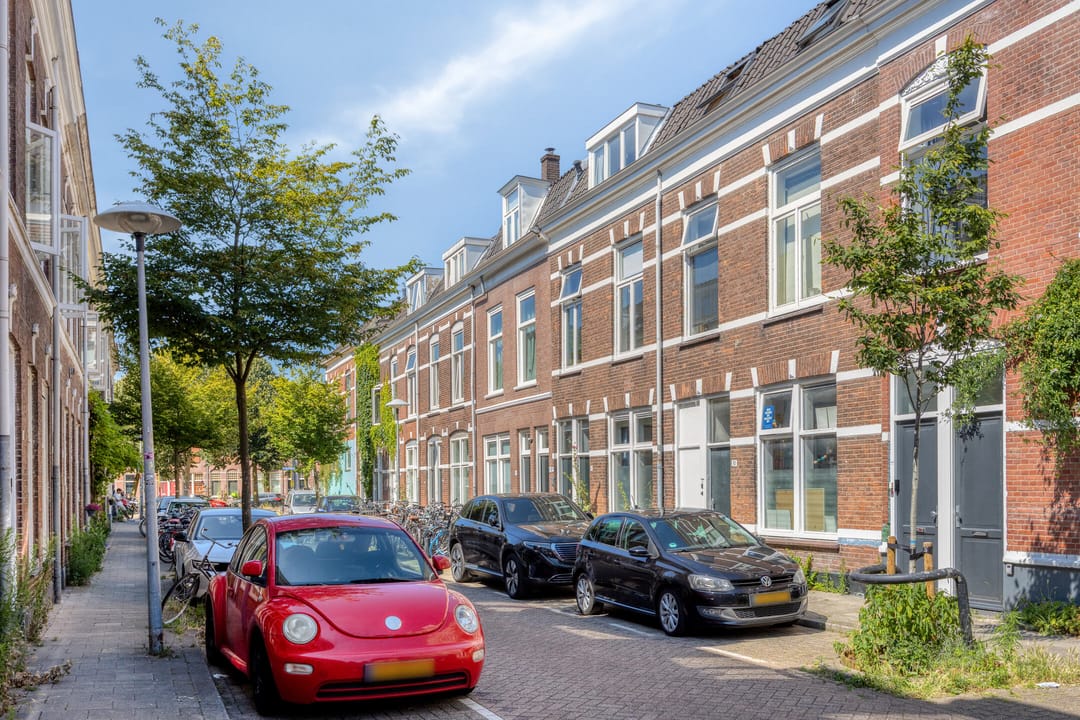 Photo 23 of Sumatrastraat 8-A