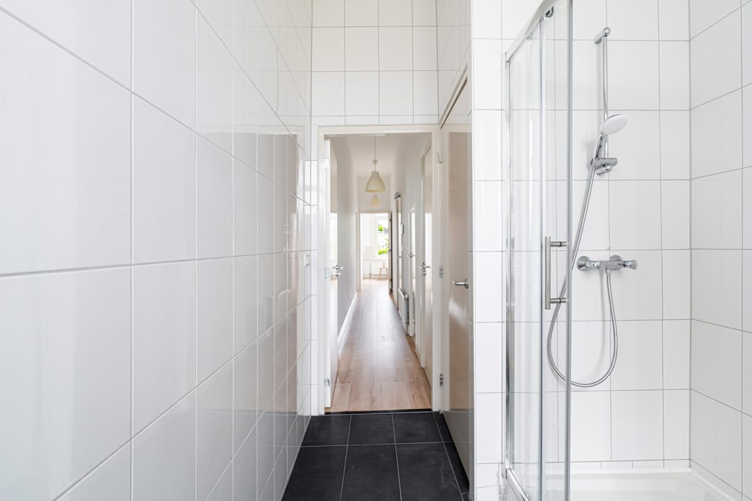 Photo 23 of 1e Middellandstraat 75-B01