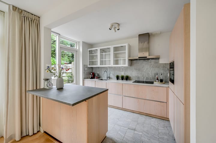 Tussenwoning te huur: Fabritiuslaan 3, Wassenaar