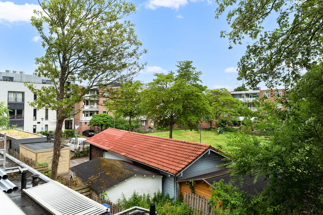 Photo 17 of 1e Middellandstraat 75-B01