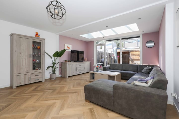Tussenwoning te koop: Gangboord 126, Amersfoort