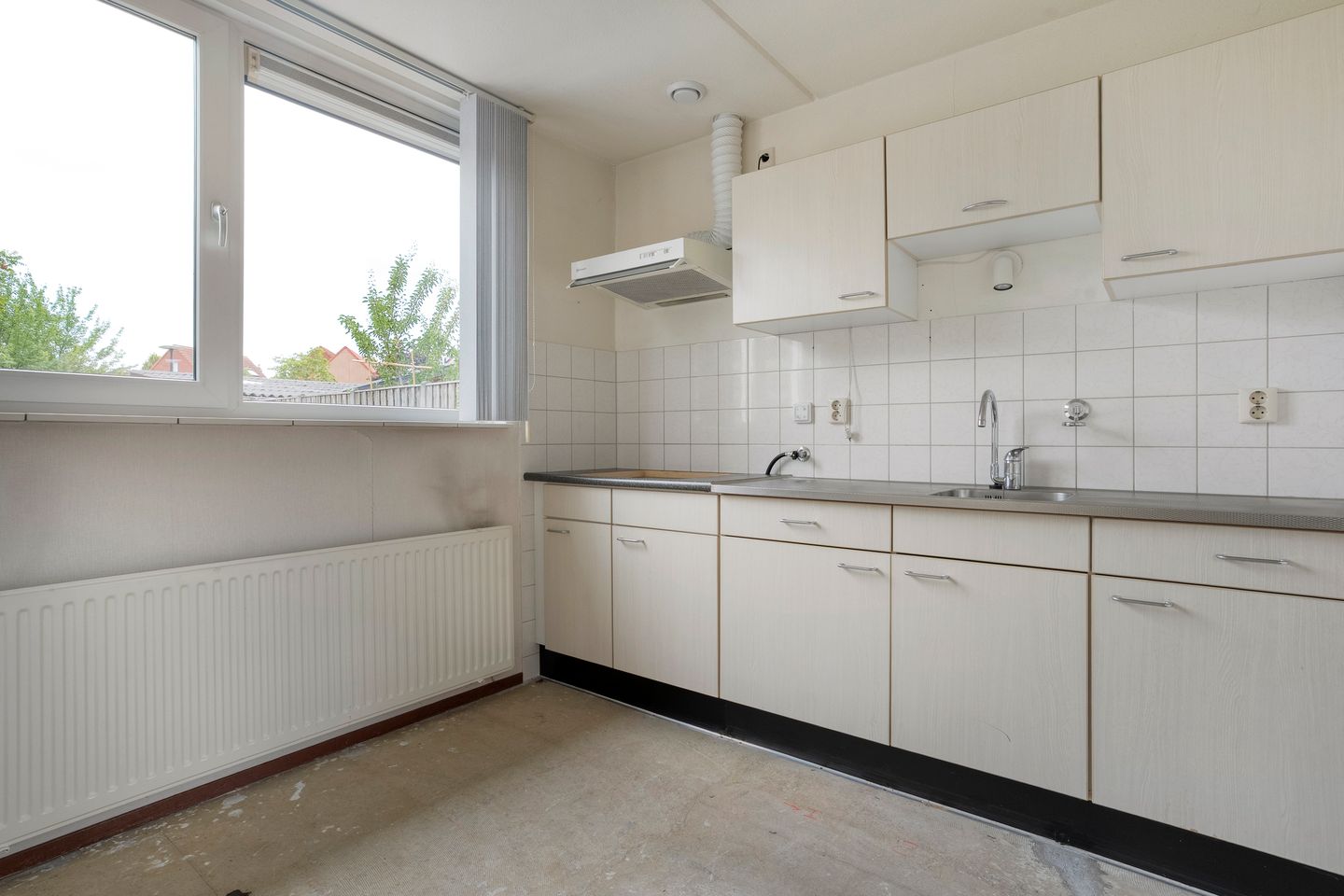 Photo 14 of H. Leefsmastraat 97