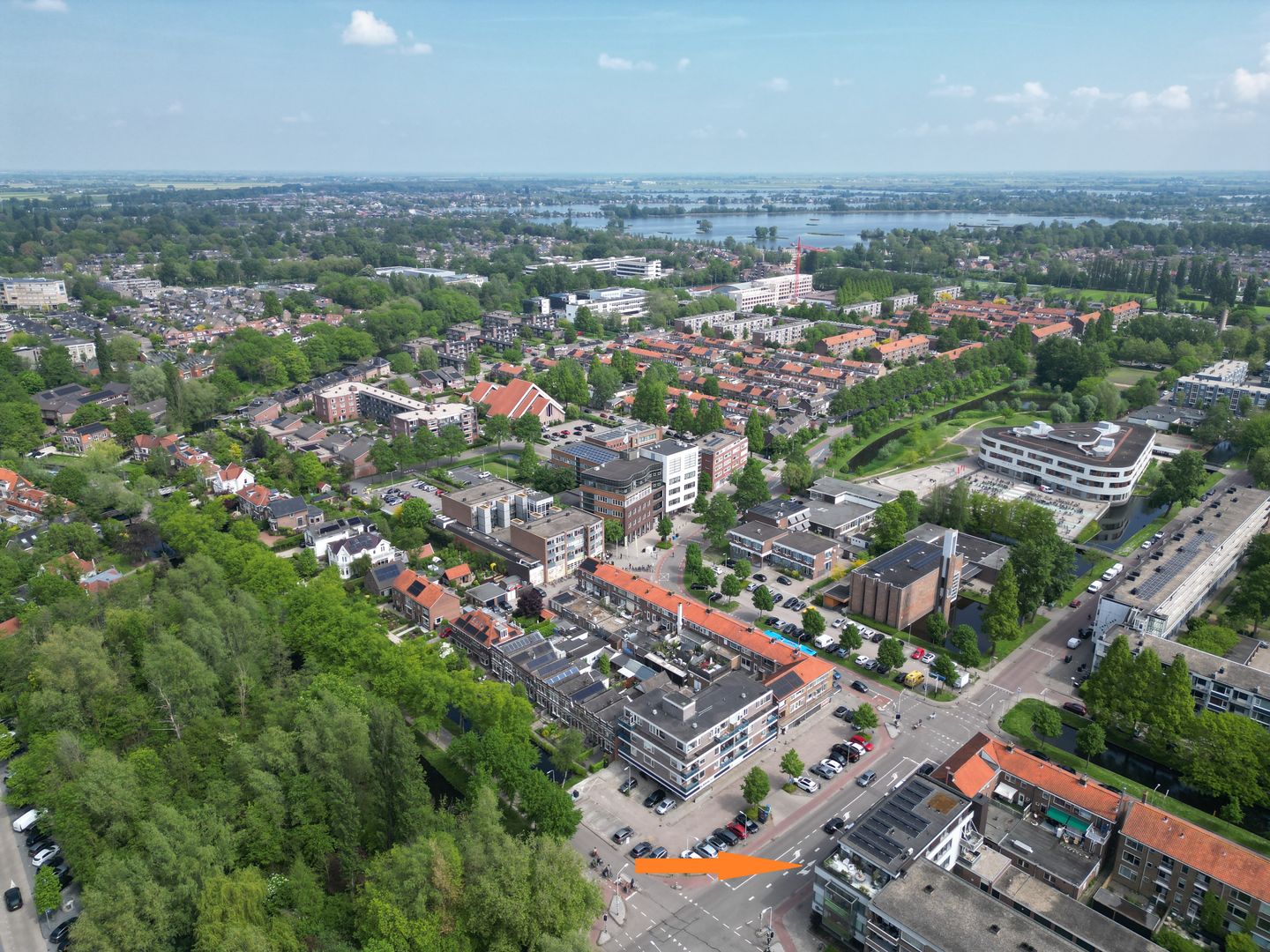 Photo 4 of van Limburg Stirumstraat 12