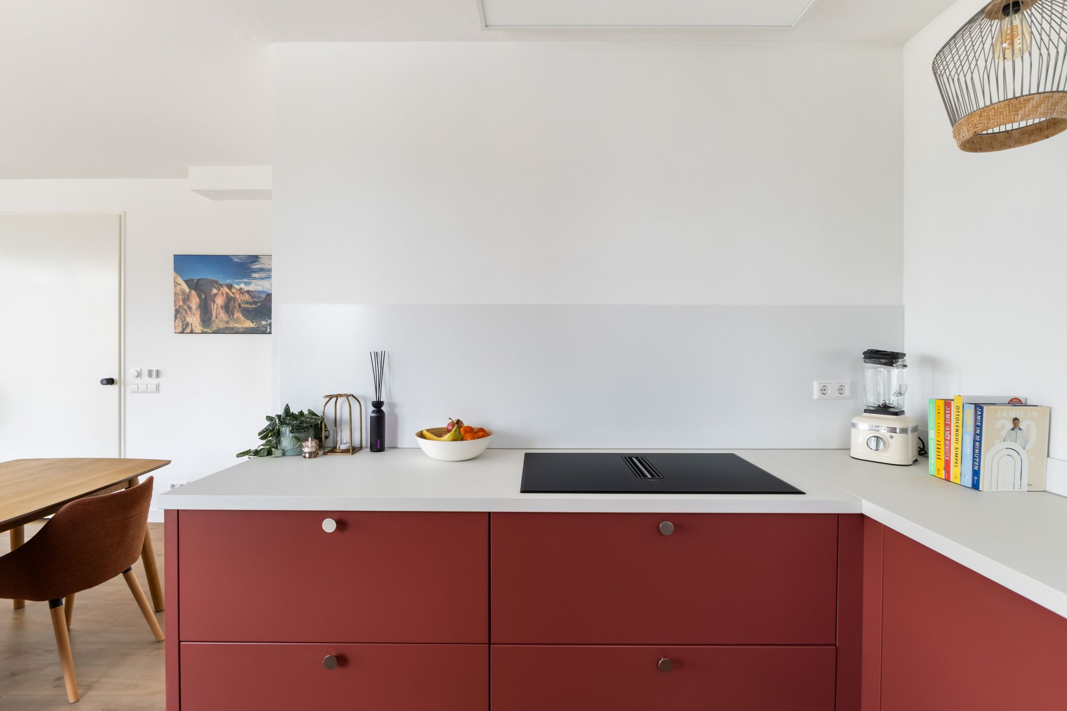 Photo 18 of van Limburg Stirumstraat 12