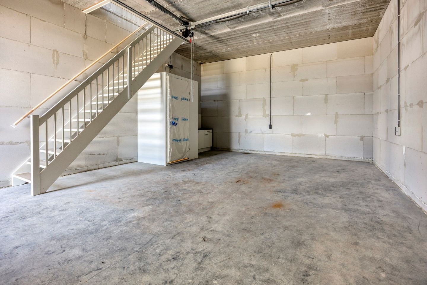 View photo 2 of Waterfront 5-P