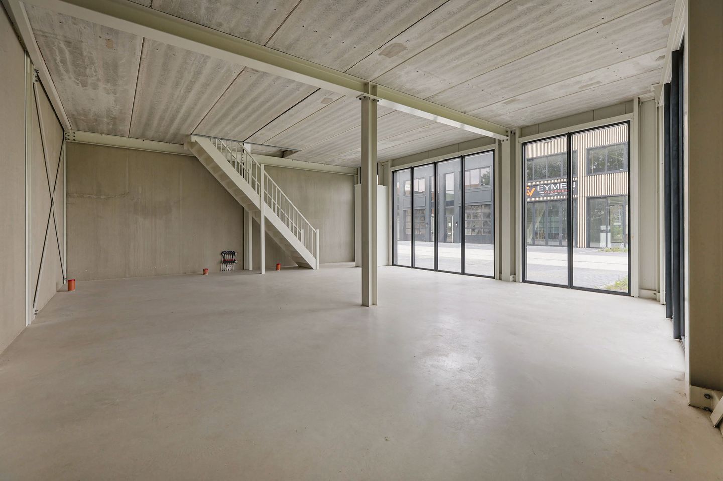 View photo 4 of Ringweg 217